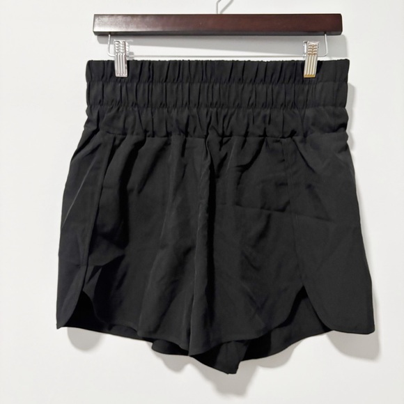 New In Pants - New In Womens Shorts High‎ Waist Black Flowy Athletic Running Size Large